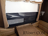 2016 Thor Motor Coach Challenger Photo #29