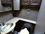 2016 Thor Motor Coach Challenger Photo #20