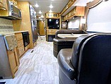 2016 Thor Motor Coach Challenger Photo #5