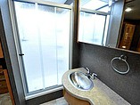 2016 Thor Motor Coach Challenger Photo #14