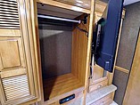 2016 Thor Motor Coach Challenger Photo #15