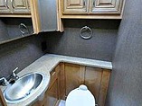 2016 Thor Motor Coach Challenger Photo #18
