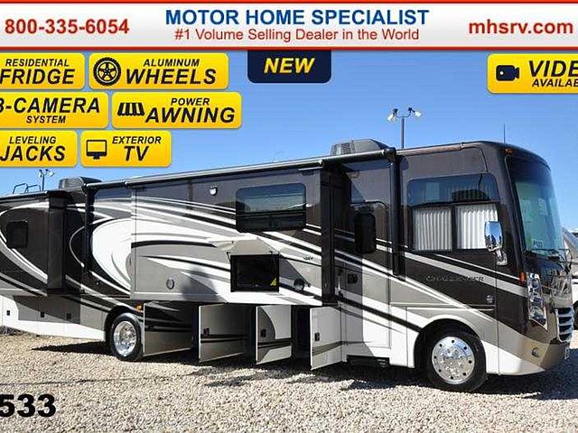 2015 Thor Motor Coach Challenger Photo