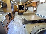 2016 Thor Motor Coach Challenger Photo #5