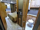2016 Thor Motor Coach Challenger Photo #11