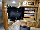 2016 Thor Motor Coach Challenger Photo #29