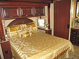 2012 Thor Motor Coach Challenger Photo #10