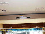 2015 Thor Motor Coach Challenger Photo #22
