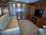 2012 Thor Motor Coach Challenger Photo #4