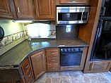 2012 Thor Motor Coach Challenger Photo #7
