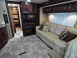 2013 Thor Motor Coach Challenger Photo #5