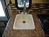 2016 Thor Motor Coach Chateau Photo #27