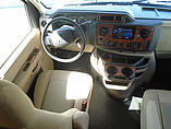 2015 Thor Motor Coach Chateau Photo #11