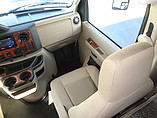 2015 Thor Motor Coach Chateau Photo #12