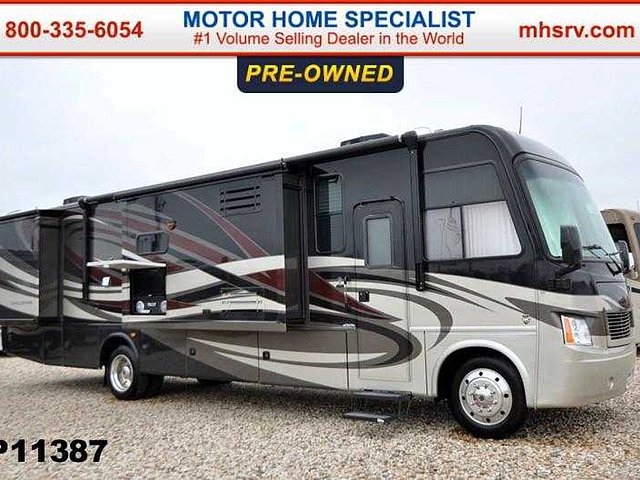 2013 Thor Motor Coach Challenger Photo