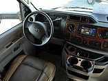 2016 Thor Motor Coach Chateau Photo #16