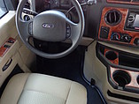2014 Thor Motor Coach Chateau Photo #10