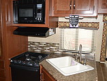 2015 Thor Motor Coach Chateau Photo #9