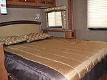 2015 Thor Motor Coach Chateau Photo #10