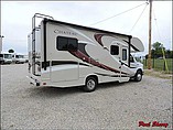 2016 Thor Motor Coach Chateau Photo #6