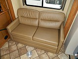 2014 Thor Motor Coach Chateau Photo #9