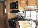 2015 Thor Motor Coach Chateau Photo #9