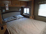2015 Thor Motor Coach Chateau Photo #11