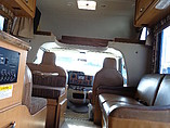 2015 Thor Motor Coach Chateau Photo #22