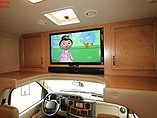 2015 Thor Motor Coach Chateau Photo #13