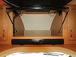 2015 Thor Motor Coach Chateau Photo #18