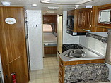 2001 Thor Motor Coach Chateau Photo #22