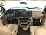 2015 Thor Motor Coach Chateau Photo #8