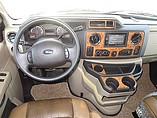 2016 Thor Motor Coach Chateau Photo #13