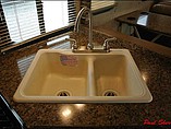 2016 Thor Motor Coach Chateau Photo #18