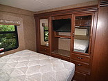 2015 Thor Motor Coach Chateau Photo #10