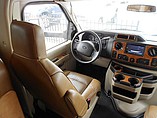 2015 Thor Motor Coach Chateau Photo #7