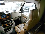 2015 Thor Motor Coach Chateau Photo #8