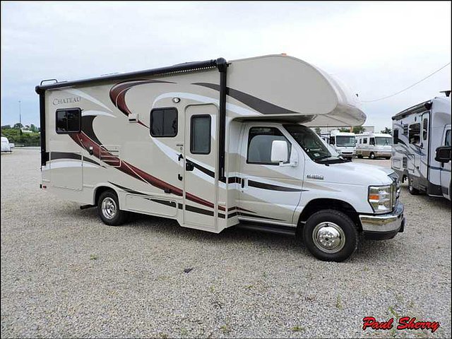 2016 Thor Motor Coach Chateau Photo
