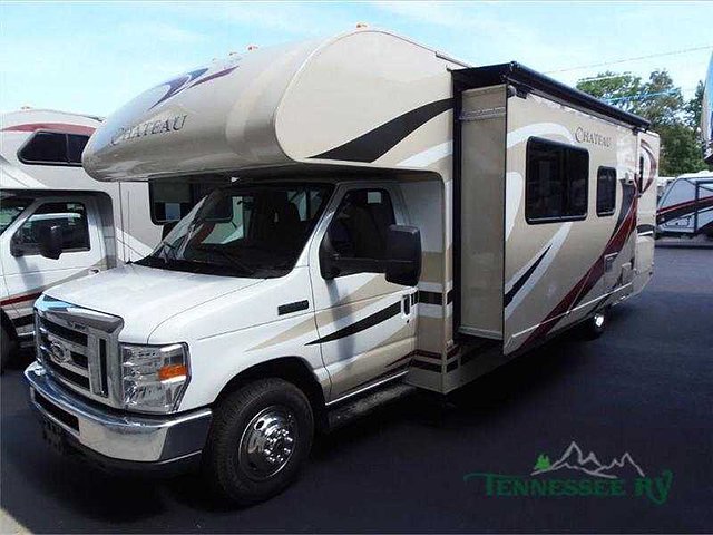 2015 Thor Motor Coach Chateau Photo