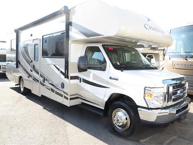 16 Thor Motor Coach Chateau