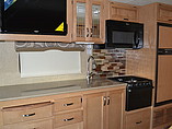 2015 Thor Motor Coach Chateau Photo #8