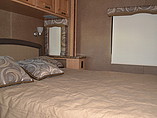 2015 Thor Motor Coach Chateau Photo #9