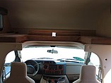 2015 Thor Motor Coach Chateau Photo #4