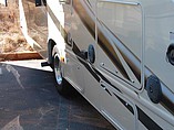 2015 Thor Motor Coach Chateau Photo #9