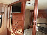2015 Thor Motor Coach Chateau Photo #18