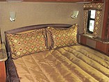 2016 Thor Motor Coach Chateau Photo #13