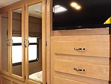 2016 Thor Motor Coach Chateau Photo #11