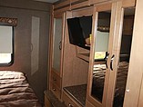 2015 Thor Motor Coach Chateau Photo #19