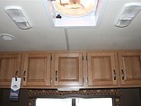 2016 Thor Motor Coach Chateau Photo #16