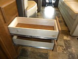 2014 Thor Motor Coach Chateau Photo #25